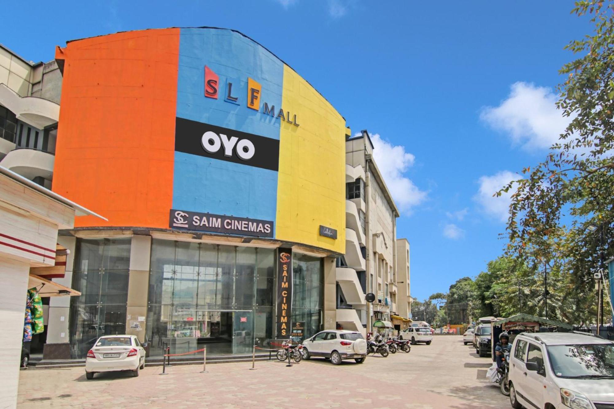 Готель Collection O Slf Mall Sector 30 Фарідабад Екстер'єр фото